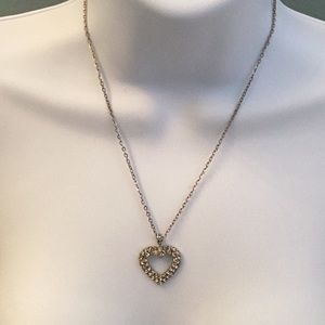 Vintage SilverTone Crystal Heart Necklace on a 18 inch chain.no missing Crystals